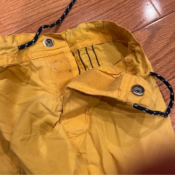 Vintage Abercrombie And Fitch Women Yellow Surf Board Cut Off Shorts Size XS - Picture 9 of 9